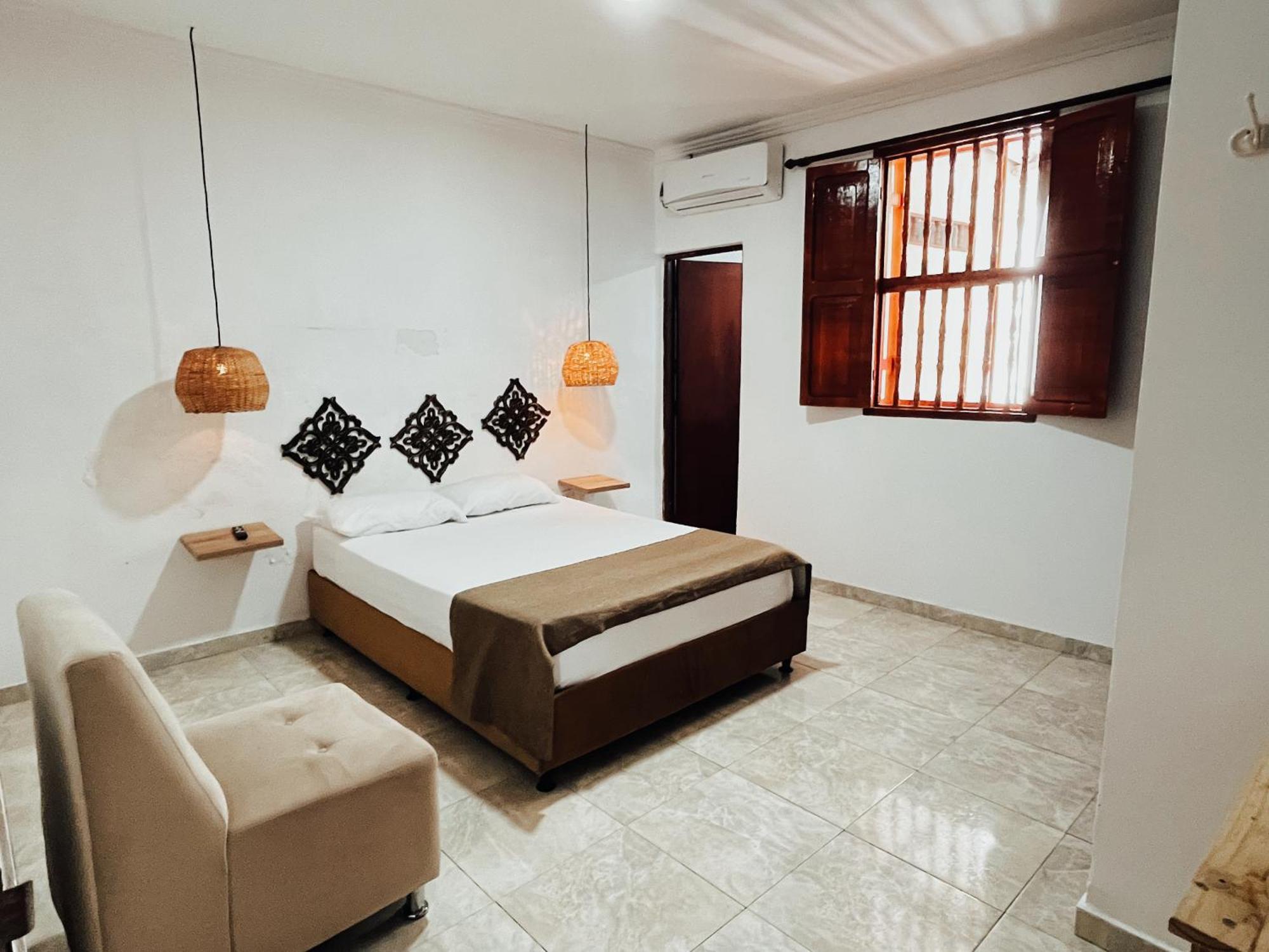 Hostal Maus Cartagena Eksteriør billede
